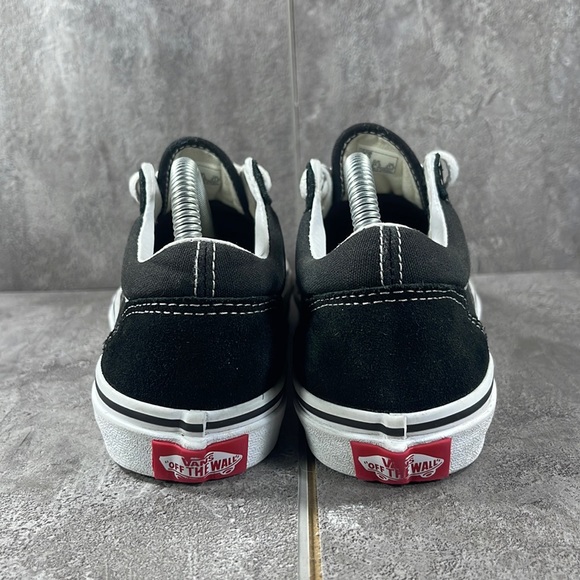 Vans Old Skool Black White Youth Size 3 Unisex - Picture 4 of 8